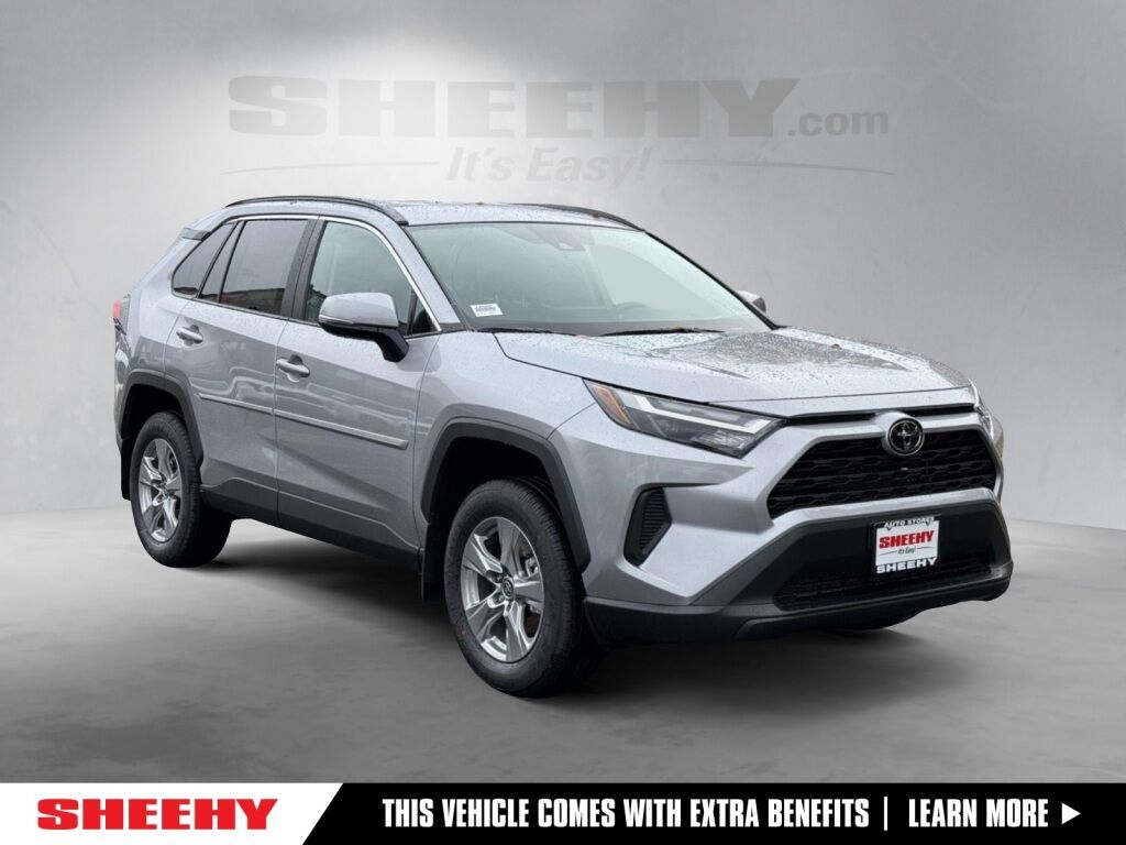 2025 Toyota RAV4 XLE