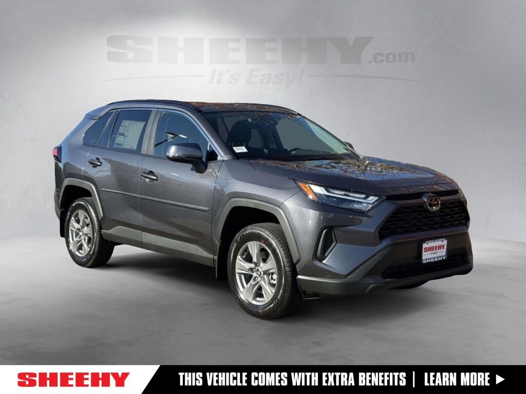 2025 Toyota RAV4 XLE