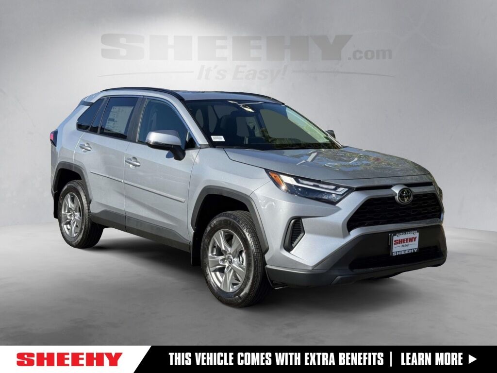 2025 Toyota RAV4 XLE