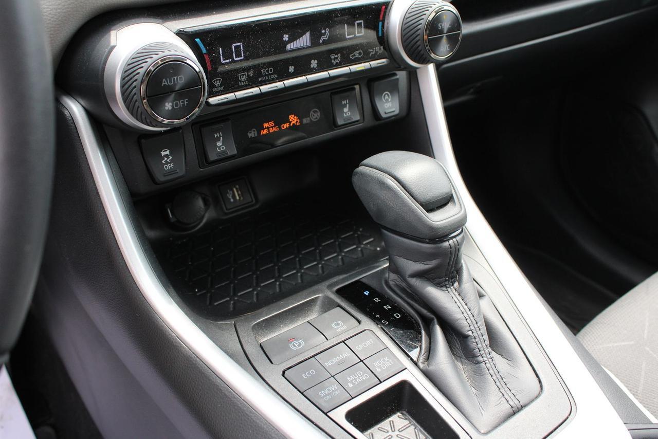 2025 Toyota RAV4 XLE Fredericksburg VA