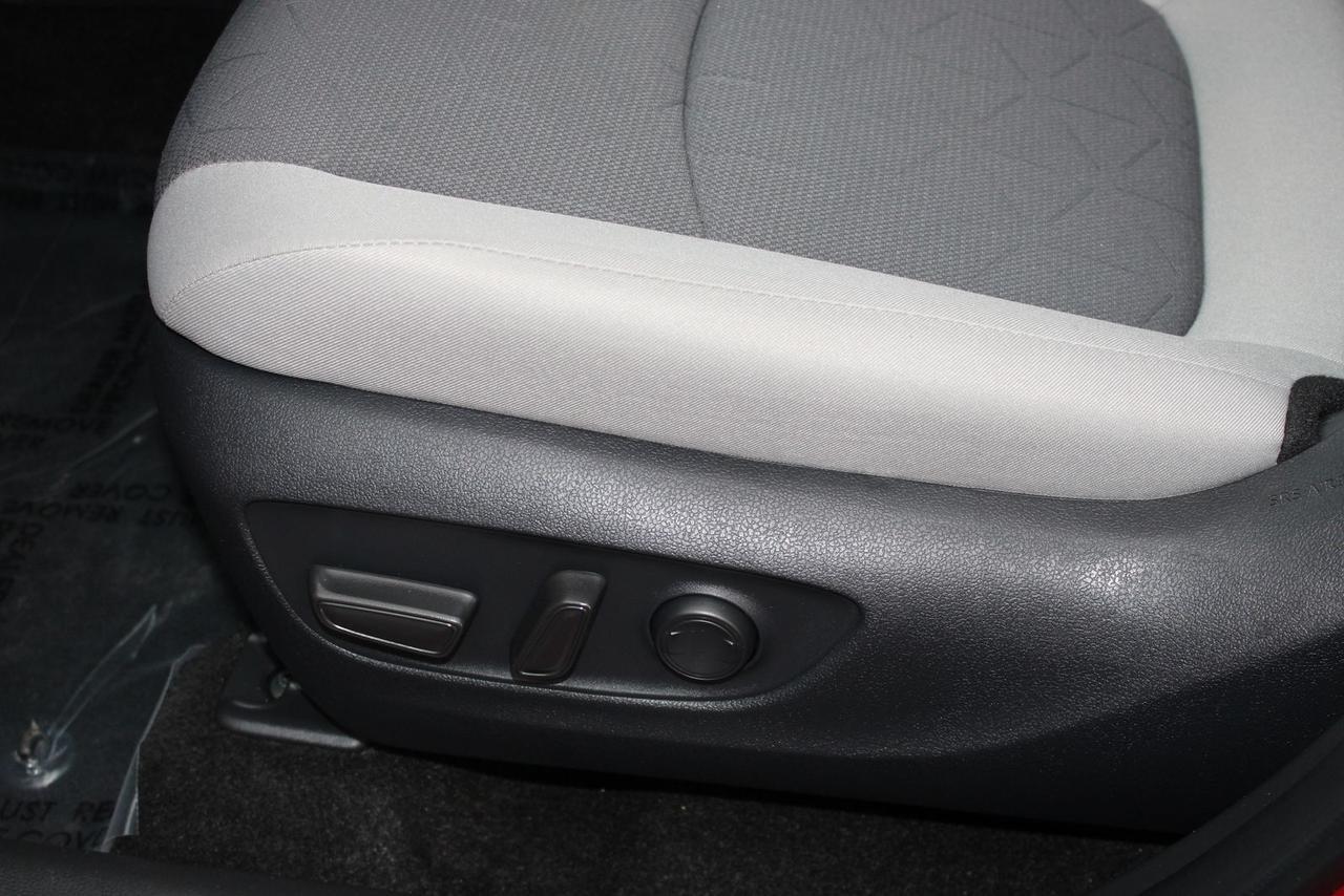 2025 Toyota RAV4 XLE Stafford VA