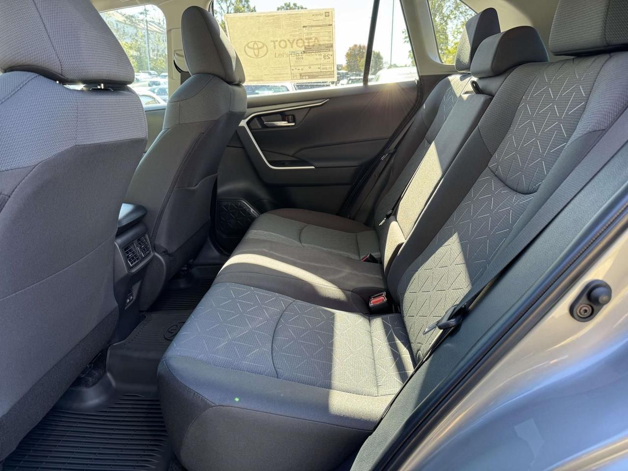 2025 Toyota RAV4 XLE Fredericksburg VA