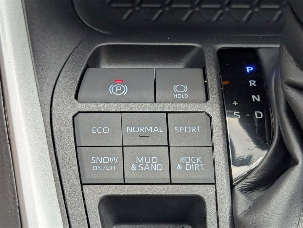 2025 Toyota RAV4 XLE Cockeysville MD