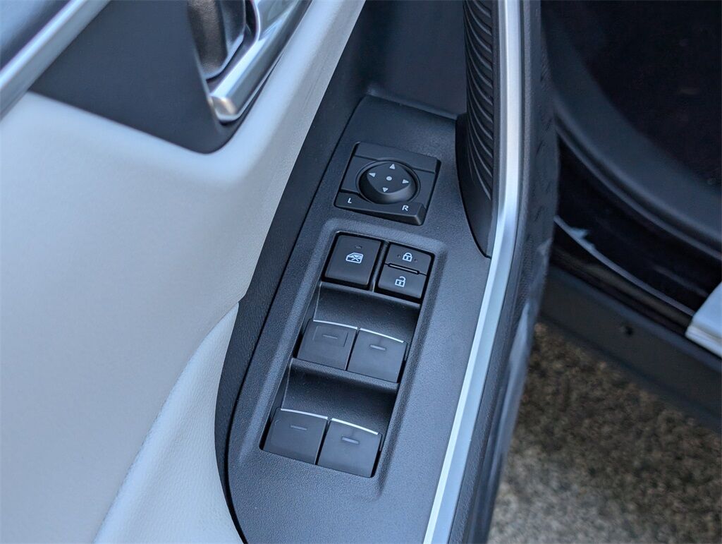 2025 Toyota RAV4 XLE Cockeysville MD