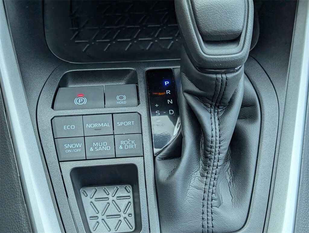 2025 Toyota RAV4 XLE Cockeysville MD