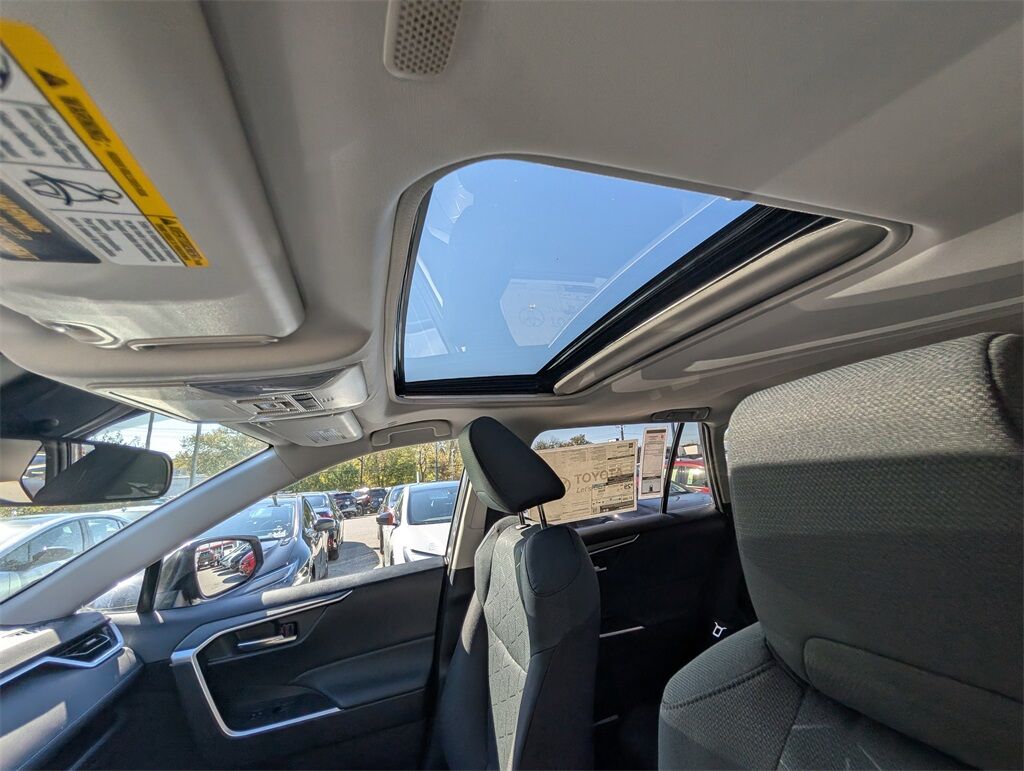 2025 Toyota RAV4 XLE Cockeysville MD