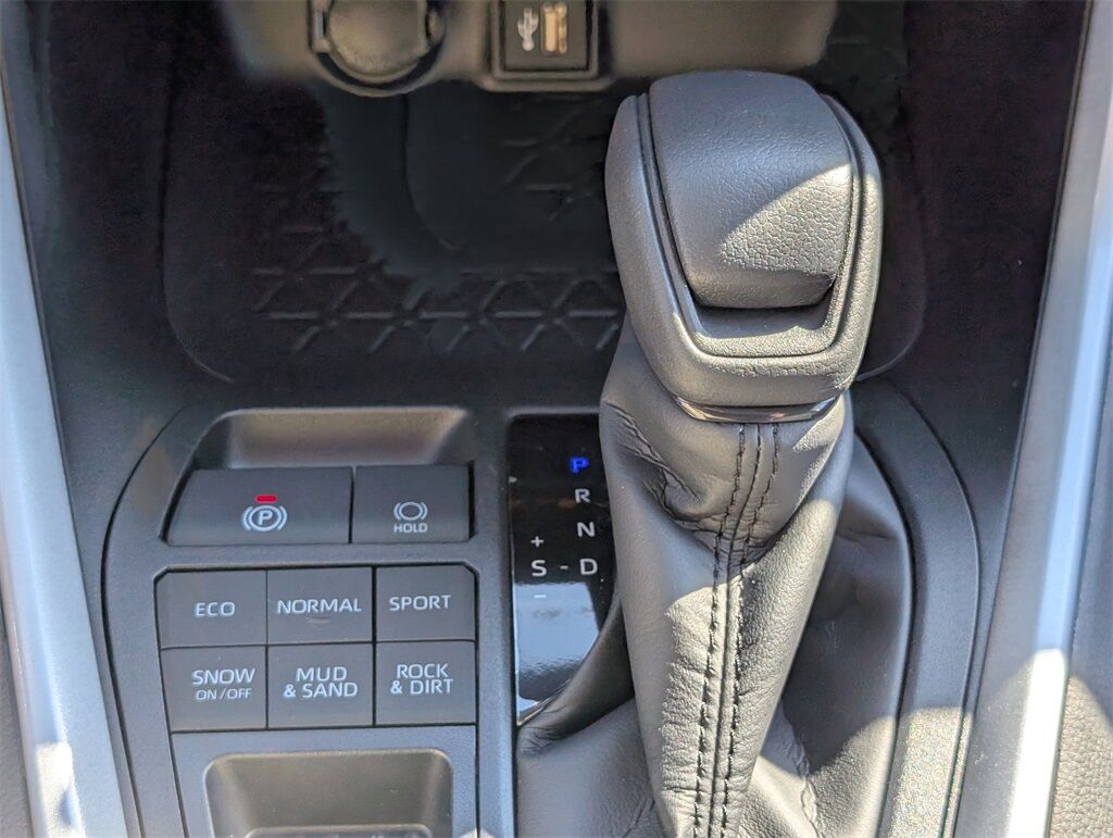 2025 Toyota RAV4 XLE Cockeysville MD