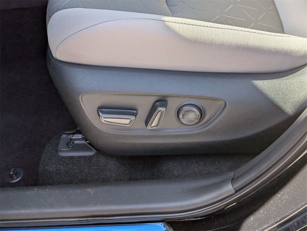 2025 Toyota RAV4 XLE Cockeysville MD