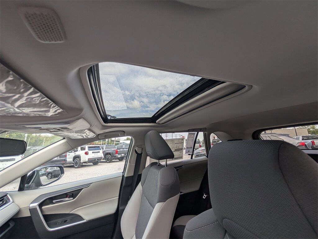 2025 Toyota RAV4 XLE Cockeysville MD