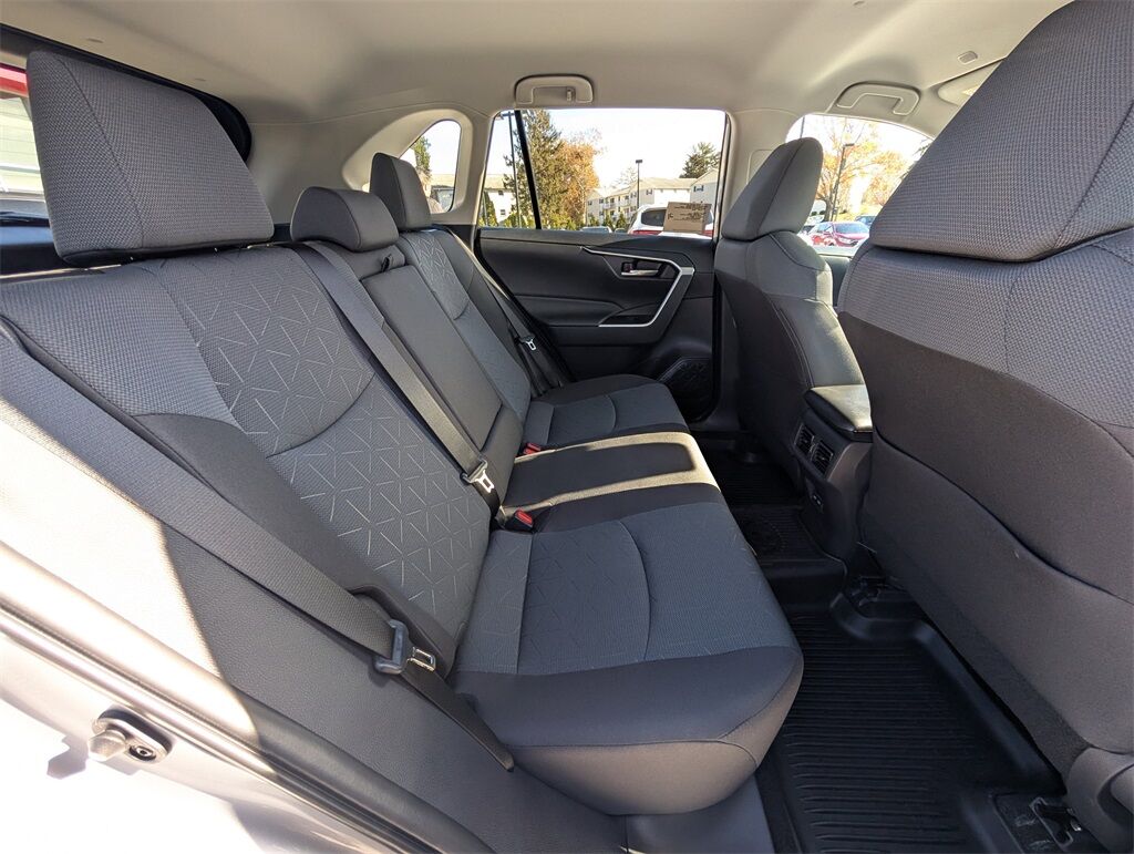 2025 Toyota RAV4 XLE Cockeysville MD