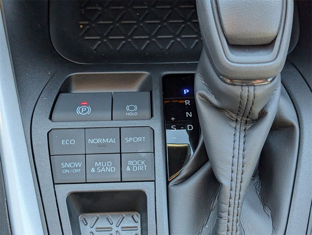 2025 Toyota RAV4 XLE Cockeysville MD