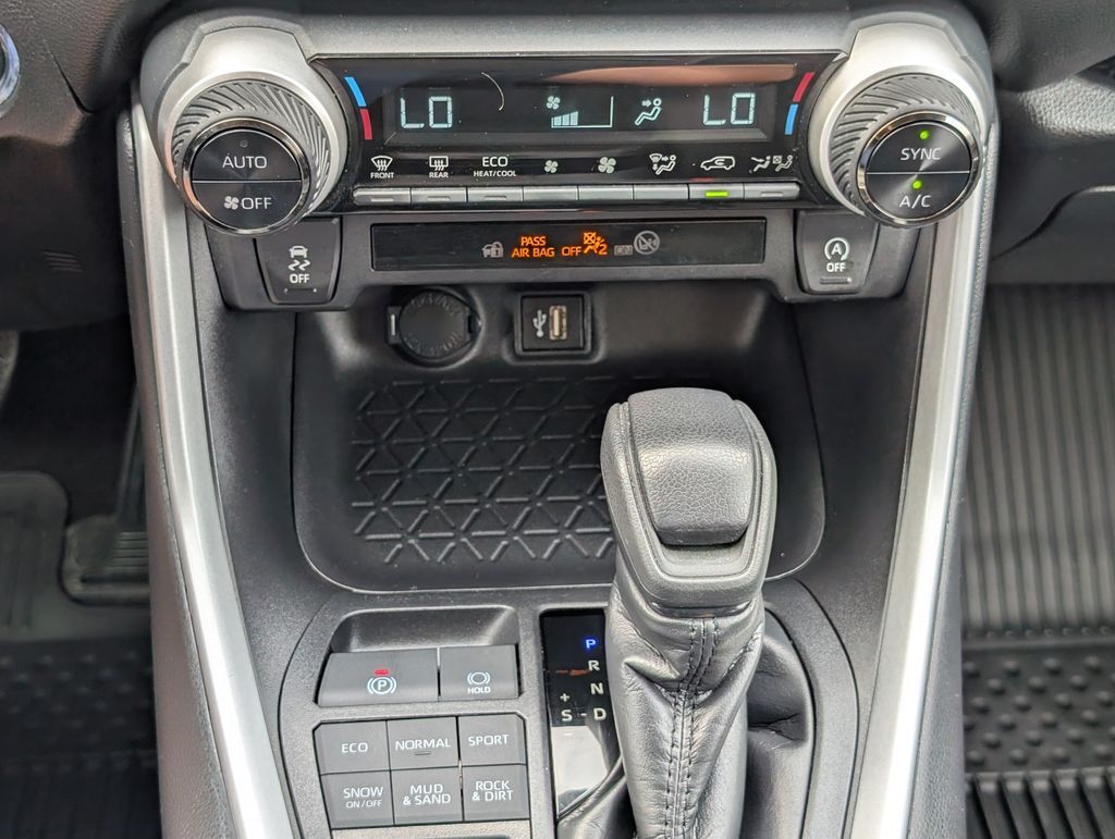 2025 Toyota RAV4 XLE Cockeysville MD