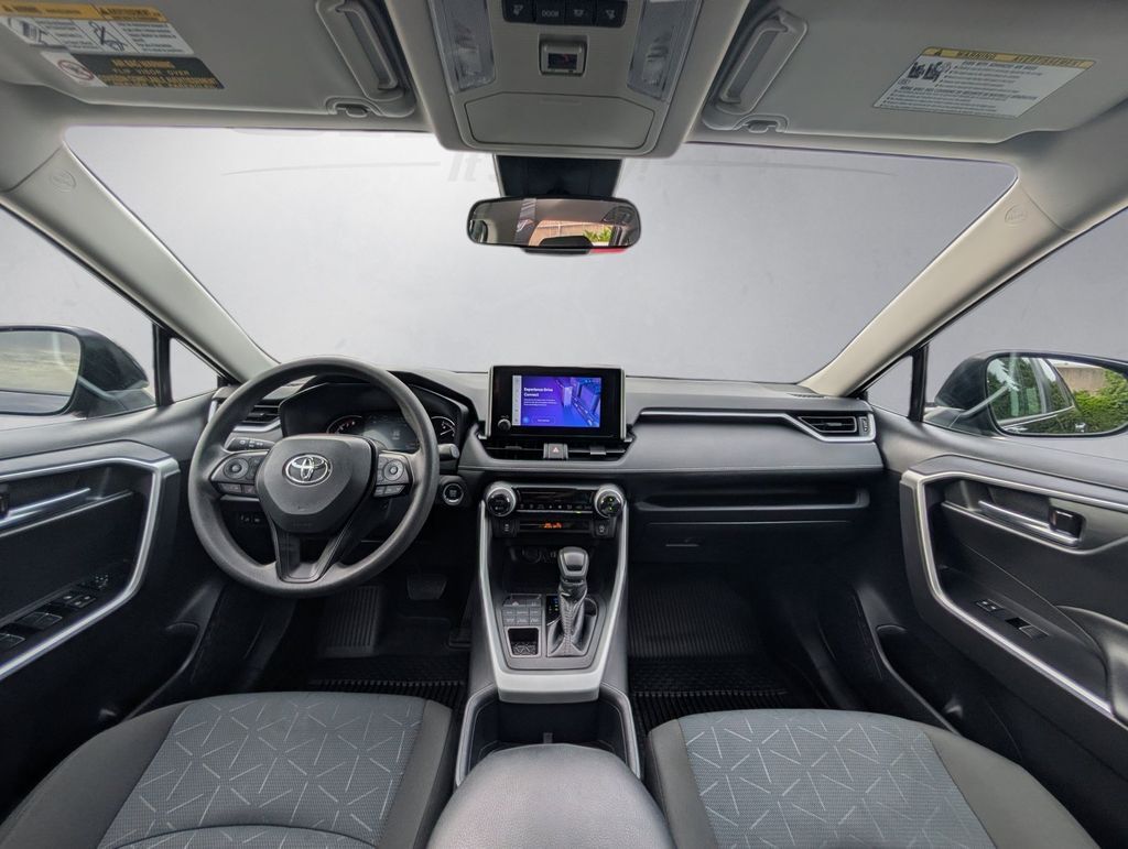 2025 Toyota RAV4 XLE Cockeysville MD