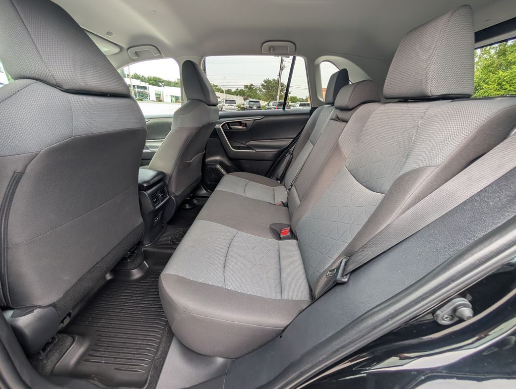 2025 Toyota RAV4 XLE Cockeysville MD