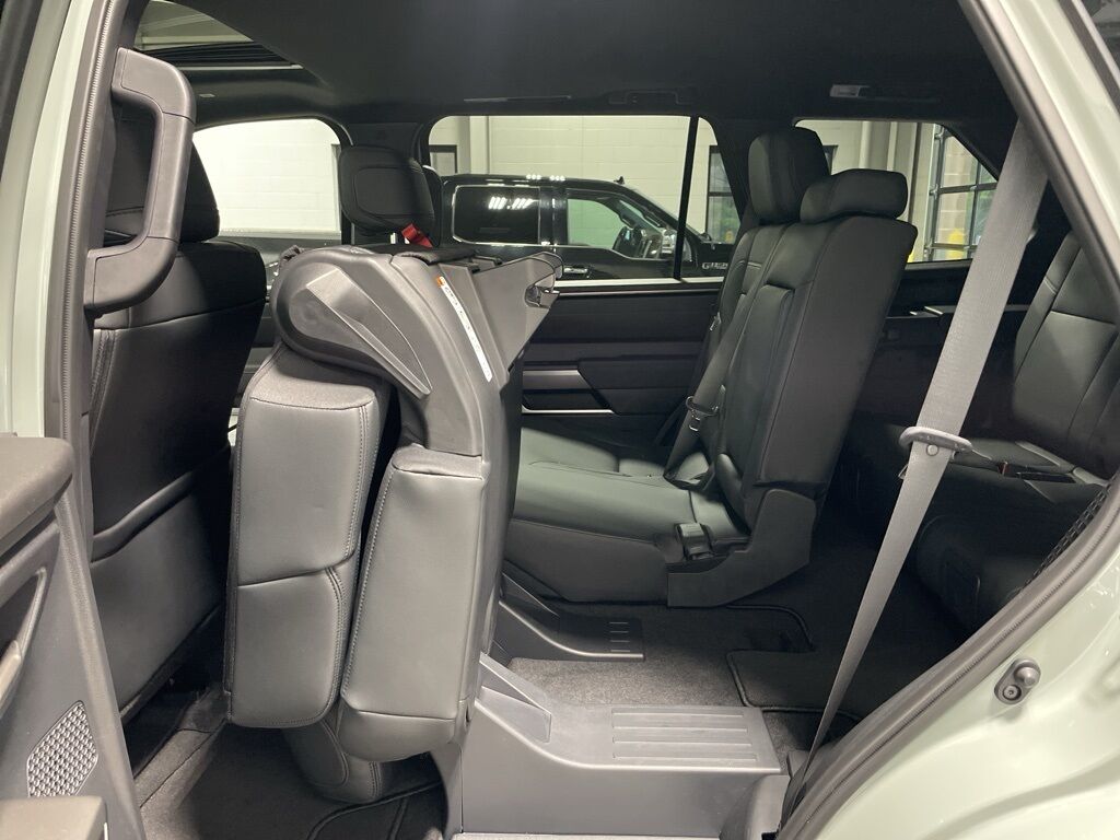 2025 Toyota Sequoia Platinum 4WD 8 Passenger Minocqua WI