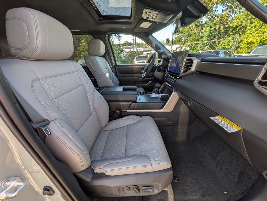 2025 Toyota Sequoia SR5