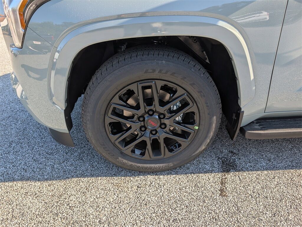 2025 Toyota Sequoia SR5
