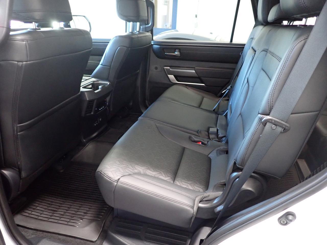 2025 Toyota Sequoia TRD OFF ROAD 4WD 8 PASS *HYBRID* LEATHER SUNROOF Listowel ON