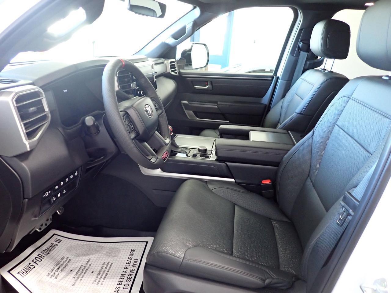 2025 Toyota Sequoia TRD OFF ROAD 4WD 8 PASS *HYBRID* LEATHER SUNROOF Listowel ON