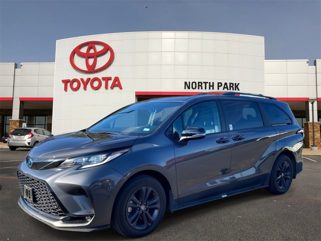 2025 Toyota Sienna