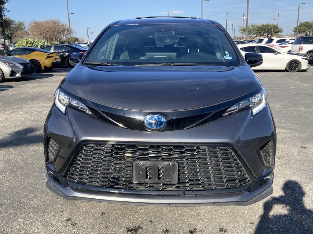 2025 Toyota Sienna