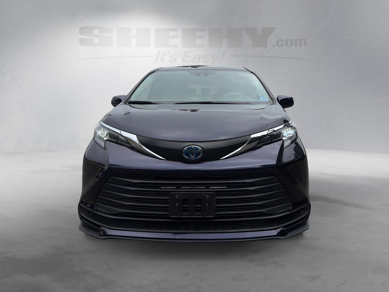 2025 Toyota Sienna LE 8 Passenger Stafford VA