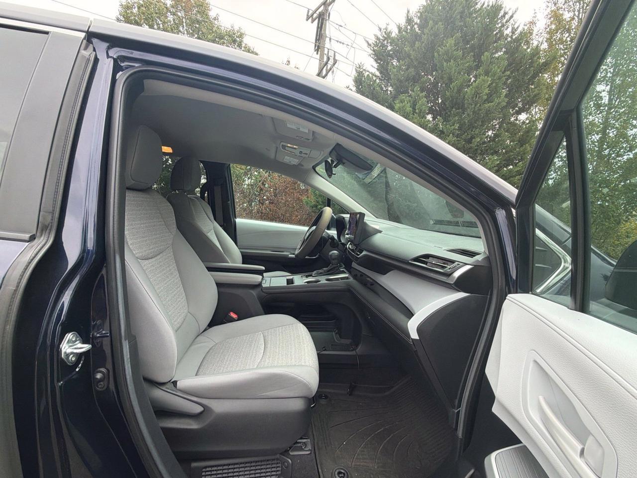 2025 Toyota Sienna LE 8 Passenger Stafford VA