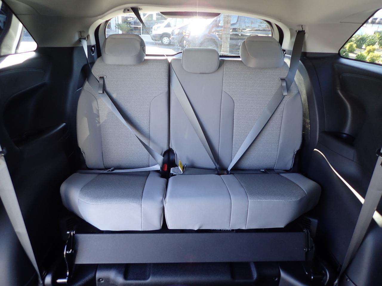 2025 Toyota Sienna LE Anaheim CA