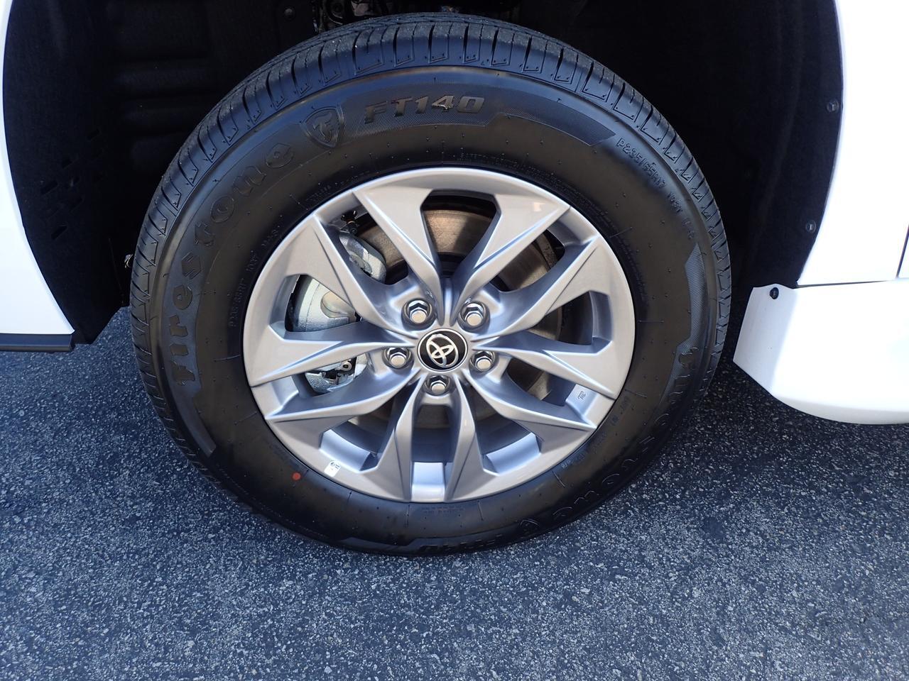 2025 Toyota Sienna LE Anaheim CA