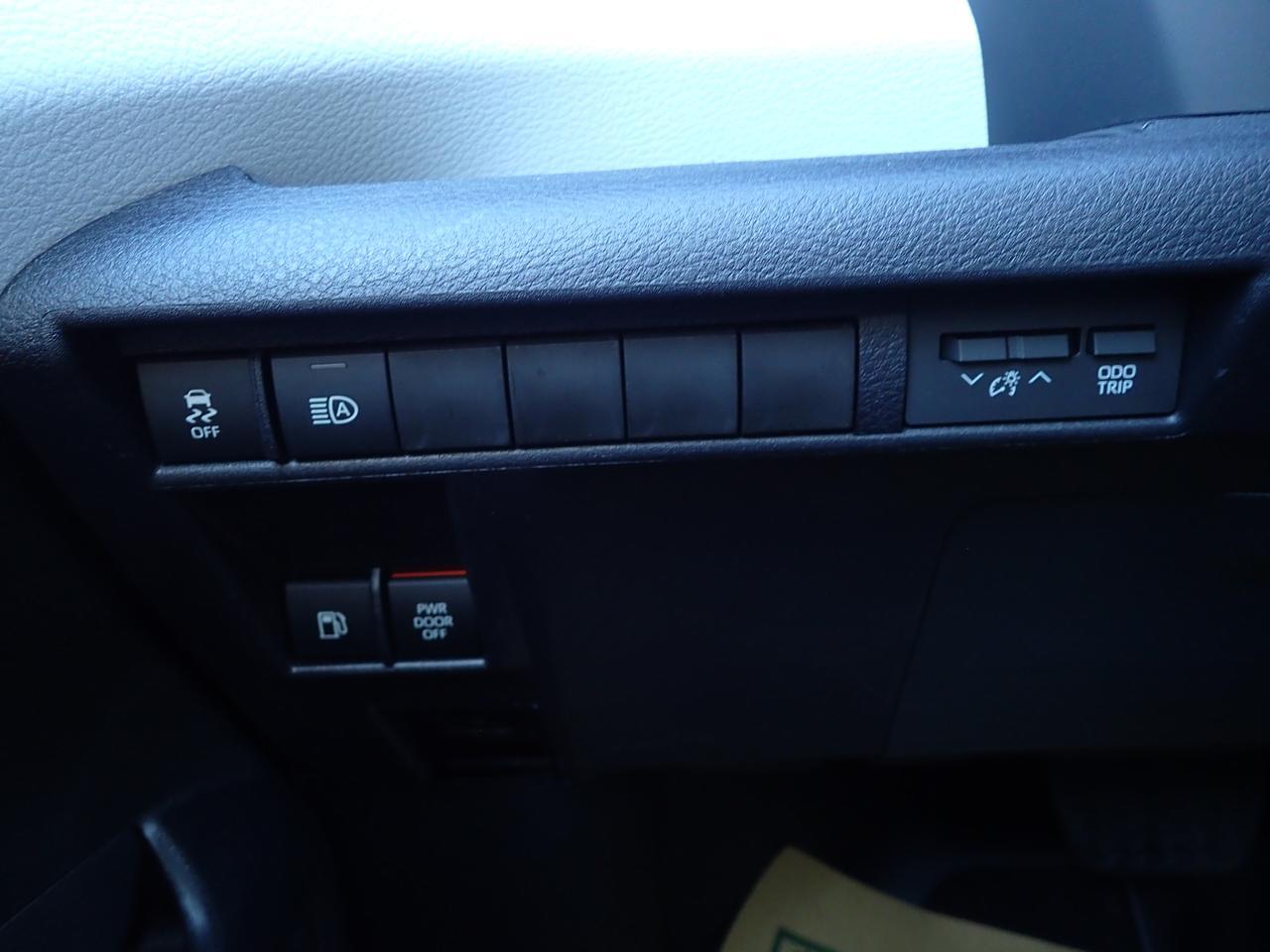 2025 Toyota Sienna LE Anaheim CA