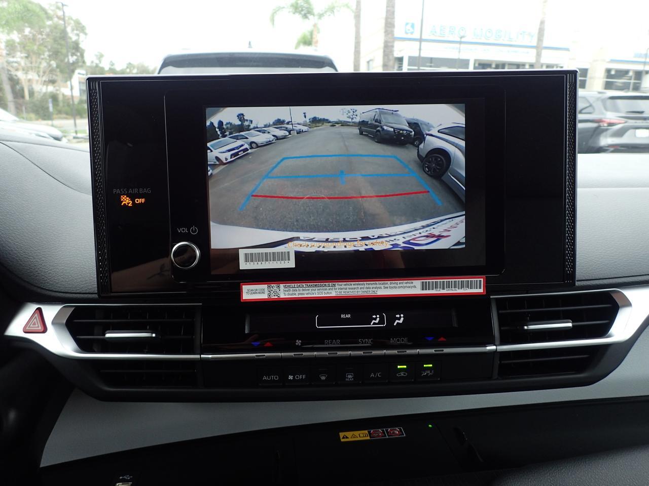 2025 Toyota Sienna LE Anaheim CA