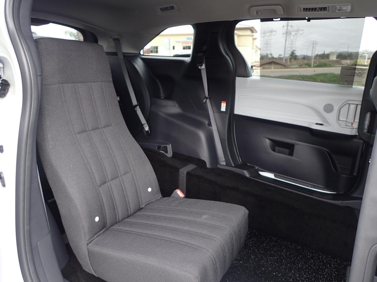 2025 Toyota Sienna LE Anaheim CA