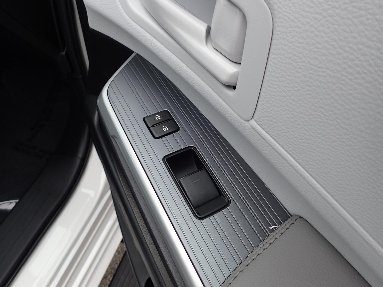 2025 Toyota Sienna LE Anaheim CA