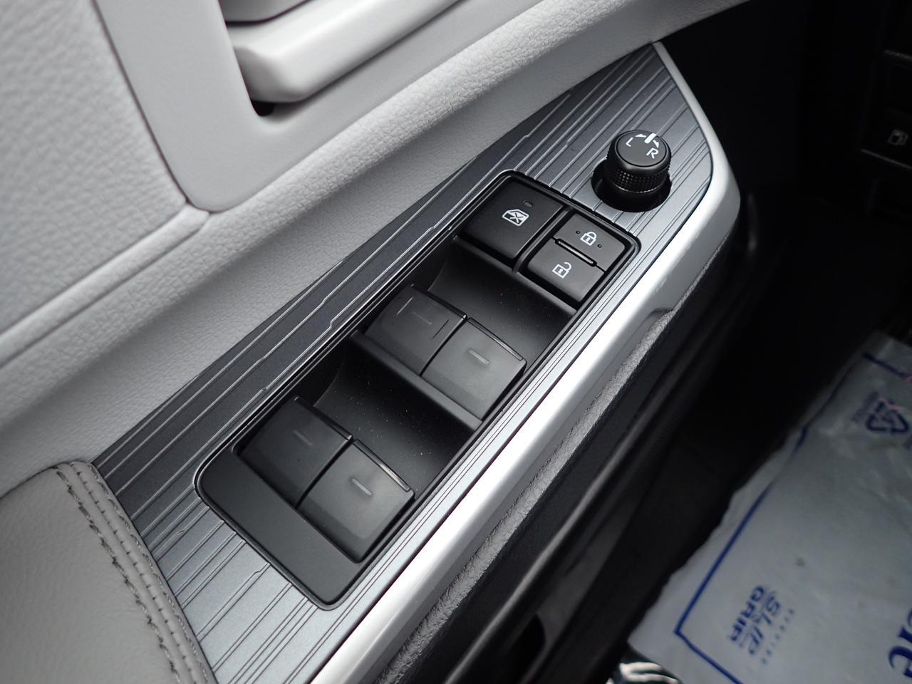 2025 Toyota Sienna LE Anaheim CA