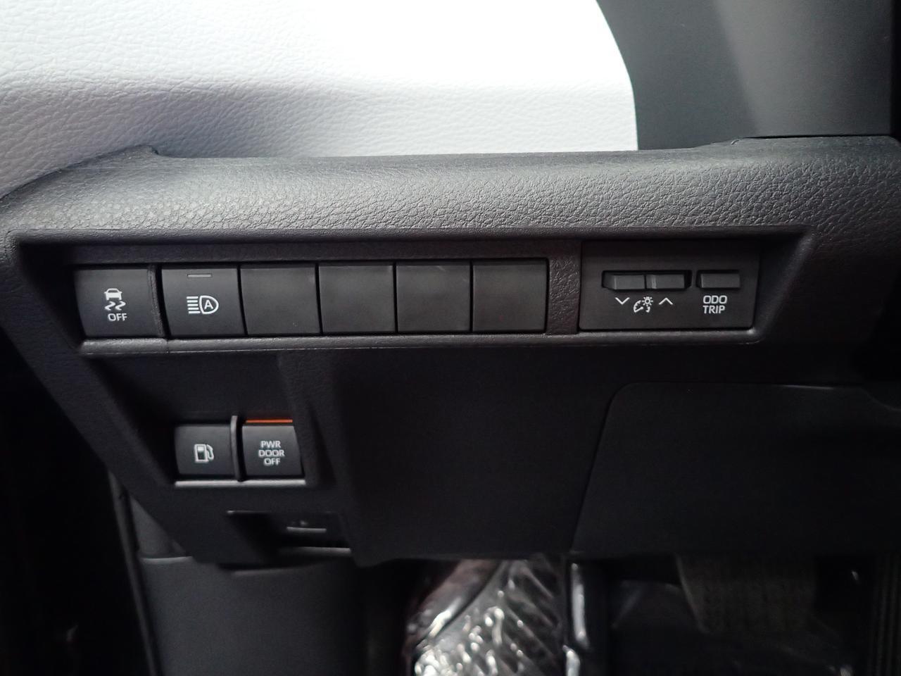 2025 Toyota Sienna LE Anaheim CA