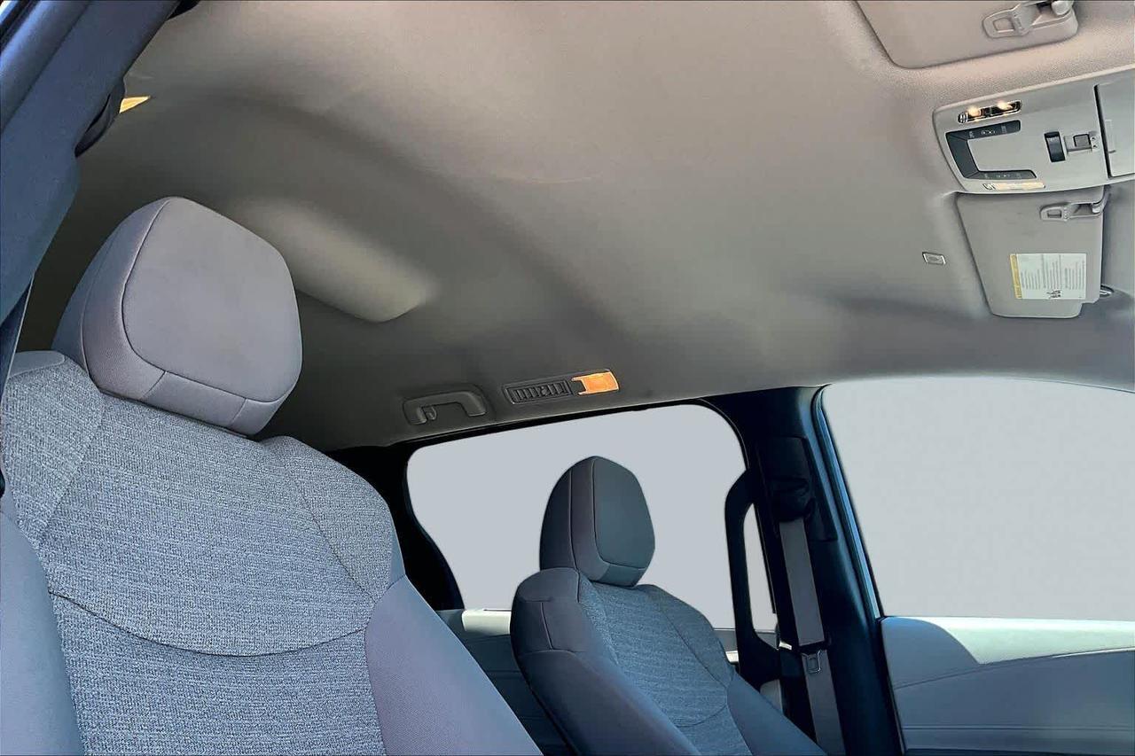 2025 Toyota Sienna LE Folsom CA