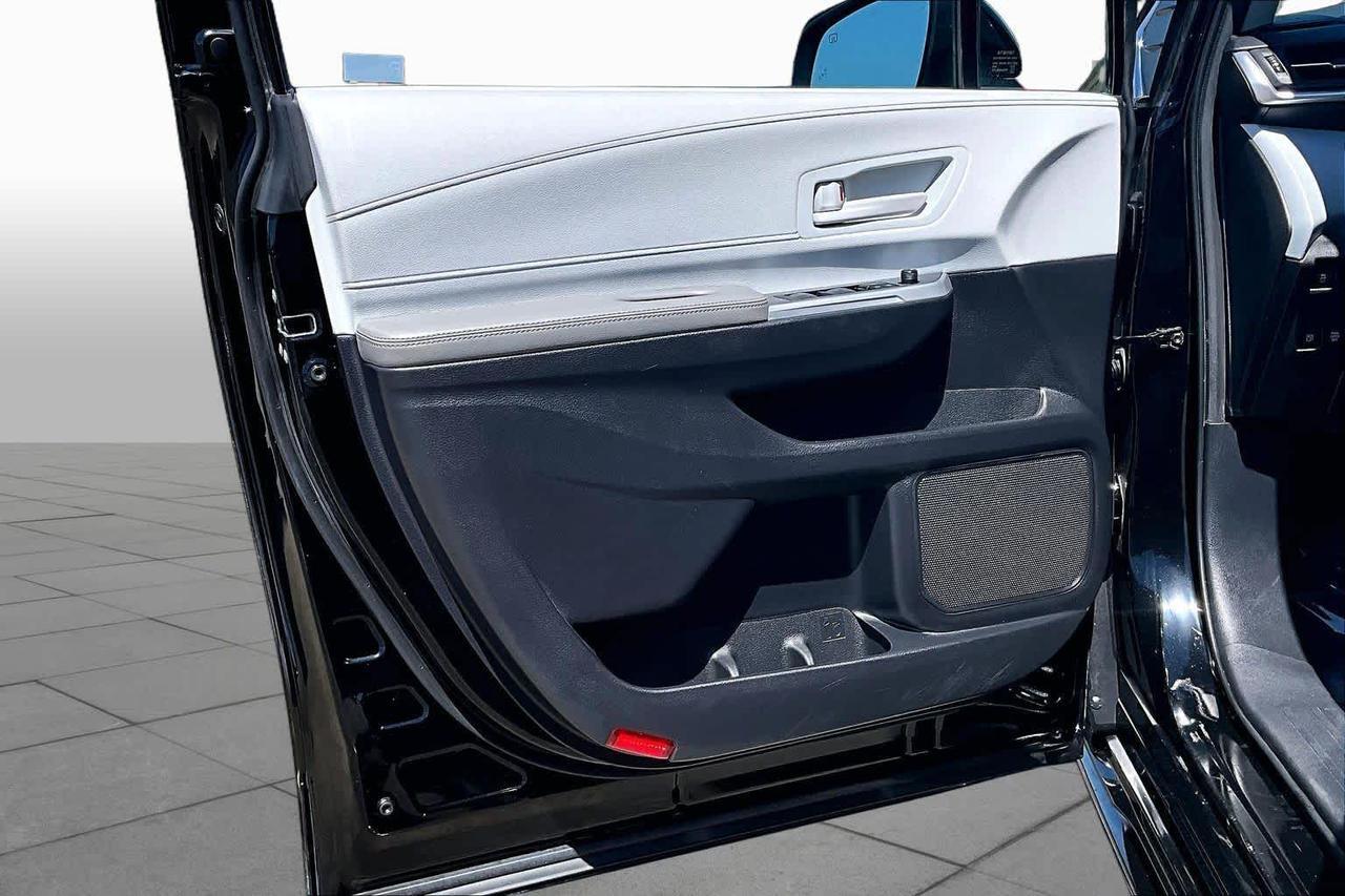 2025 Toyota Sienna LE Folsom CA