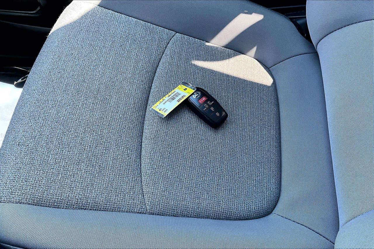 2025 Toyota Sienna LE Folsom CA