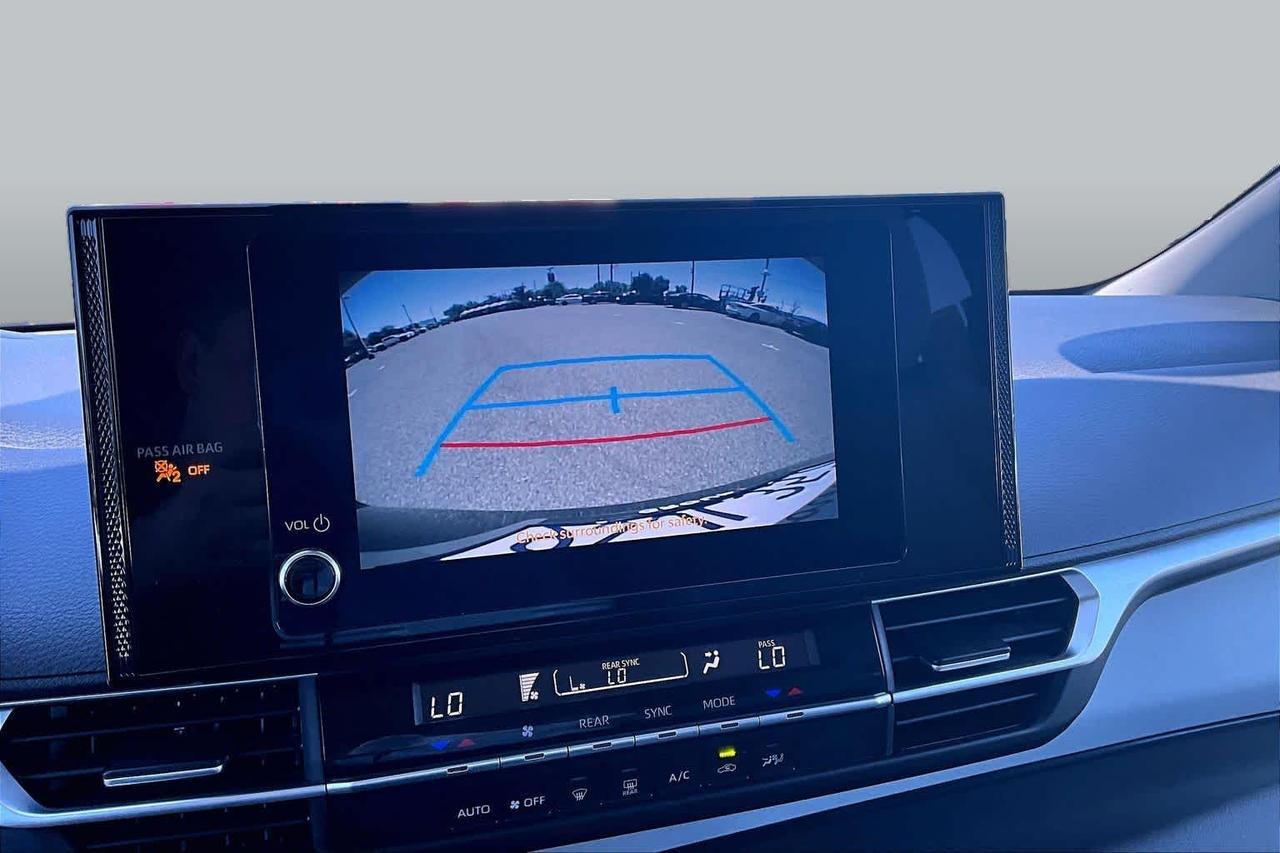 2025 Toyota Sienna LE Folsom CA