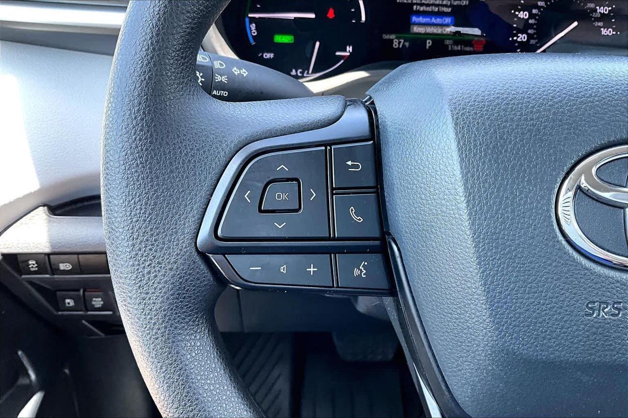 2025 Toyota Sienna LE Folsom CA