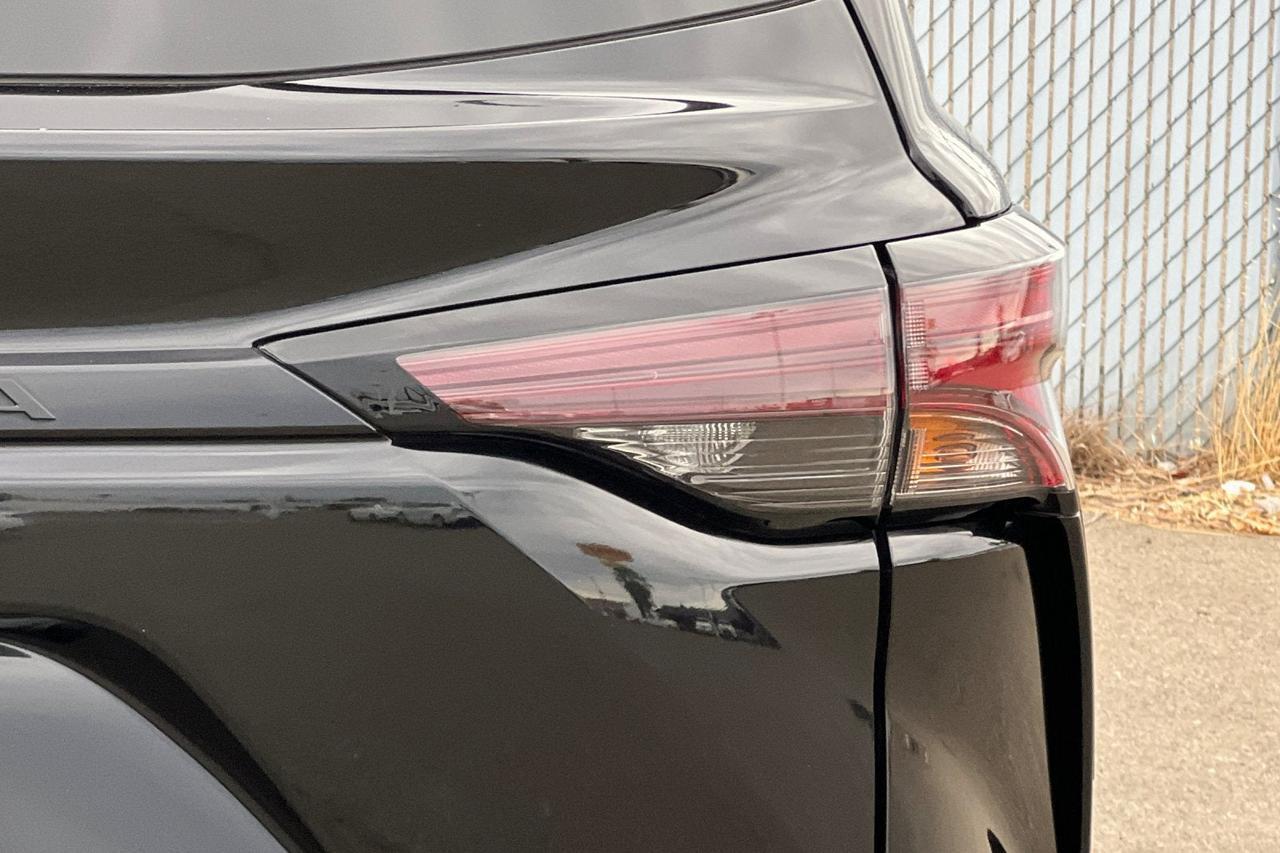 2025 Toyota Sienna LE Roseville CA