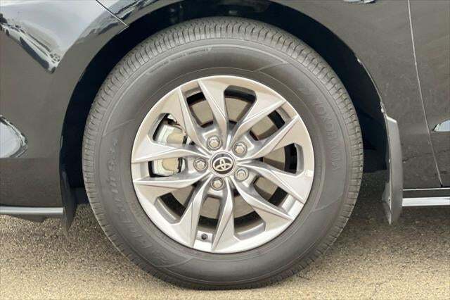2025 Toyota Sienna LE Roseville CA