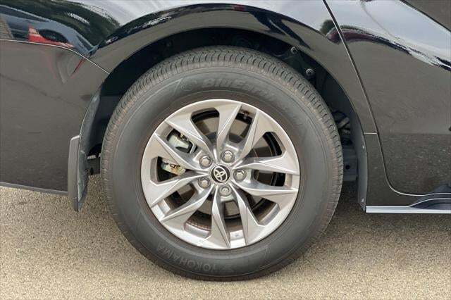 2025 Toyota Sienna LE Roseville CA