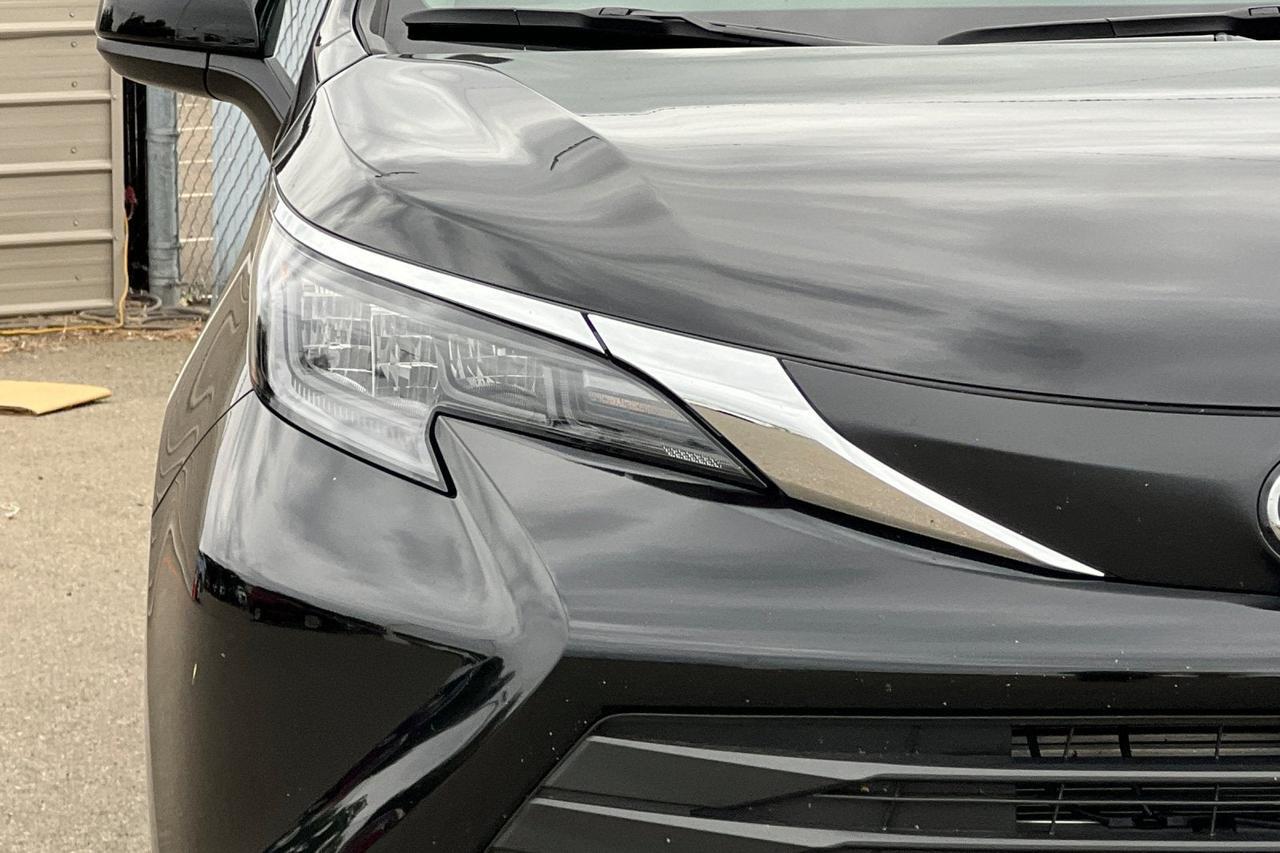 2025 Toyota Sienna LE Roseville CA
