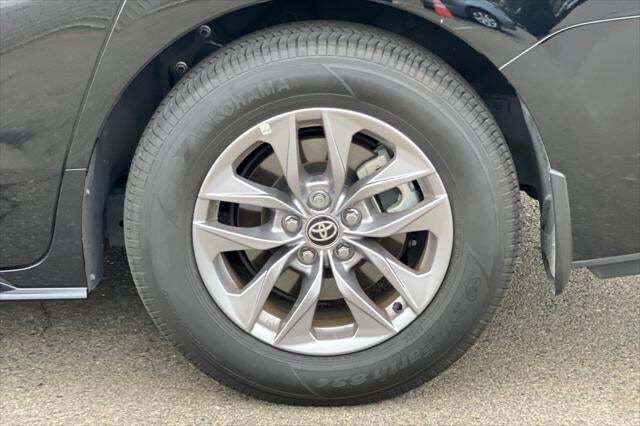 2025 Toyota Sienna LE Roseville CA