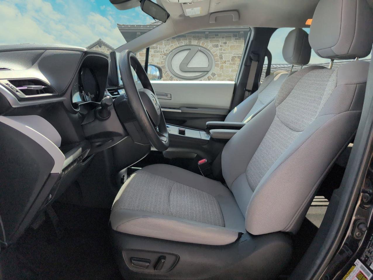 2025 Toyota Sienna LE San Antonio TX