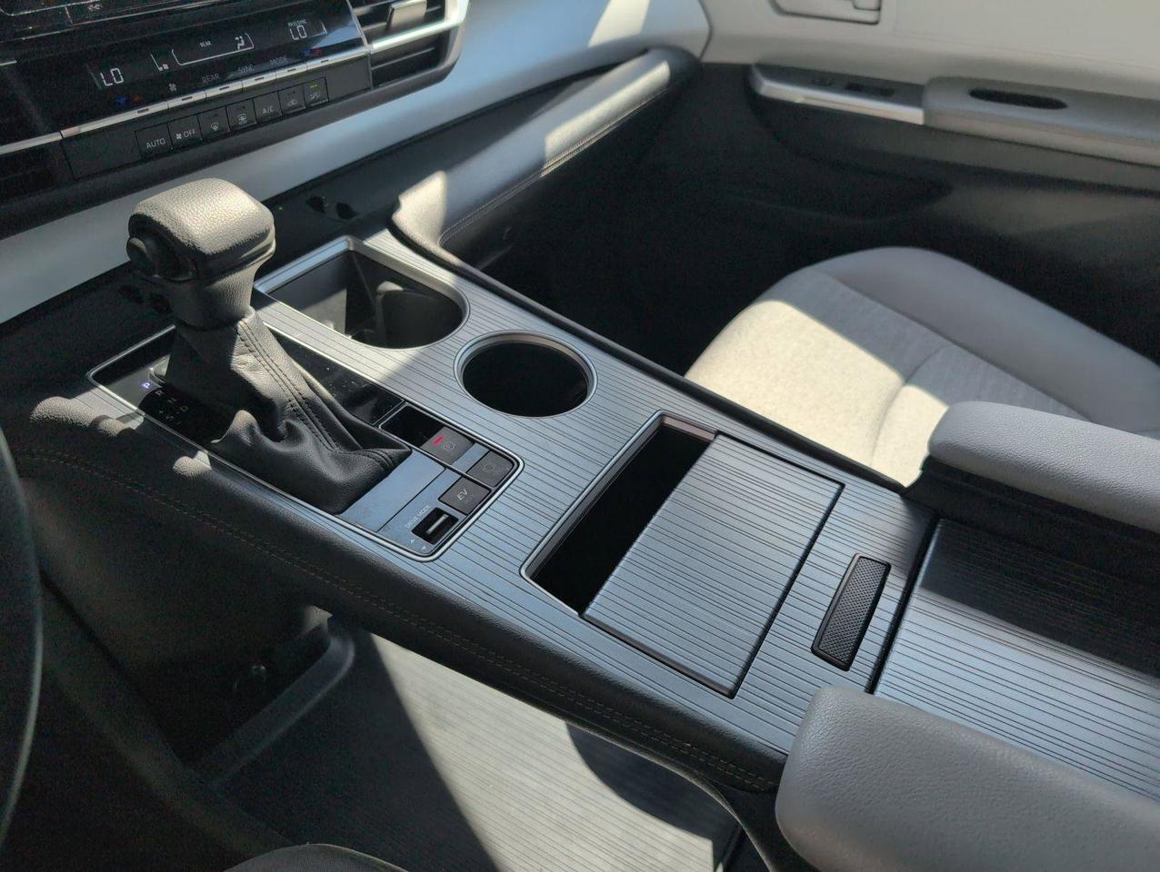 2025 Toyota Sienna LE San Antonio TX