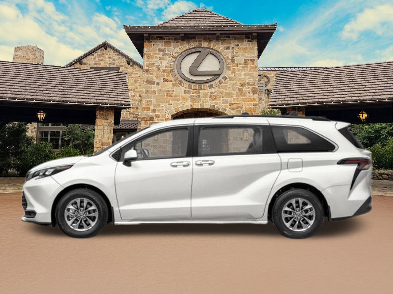 2025 Toyota Sienna LE