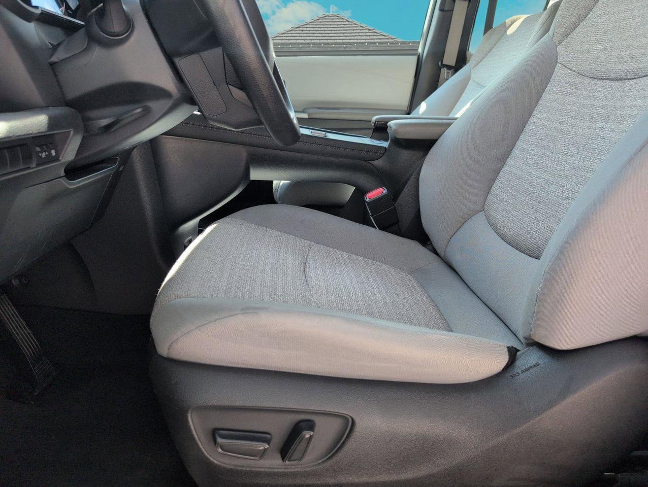 2025 Toyota Sienna LE San Antonio TX