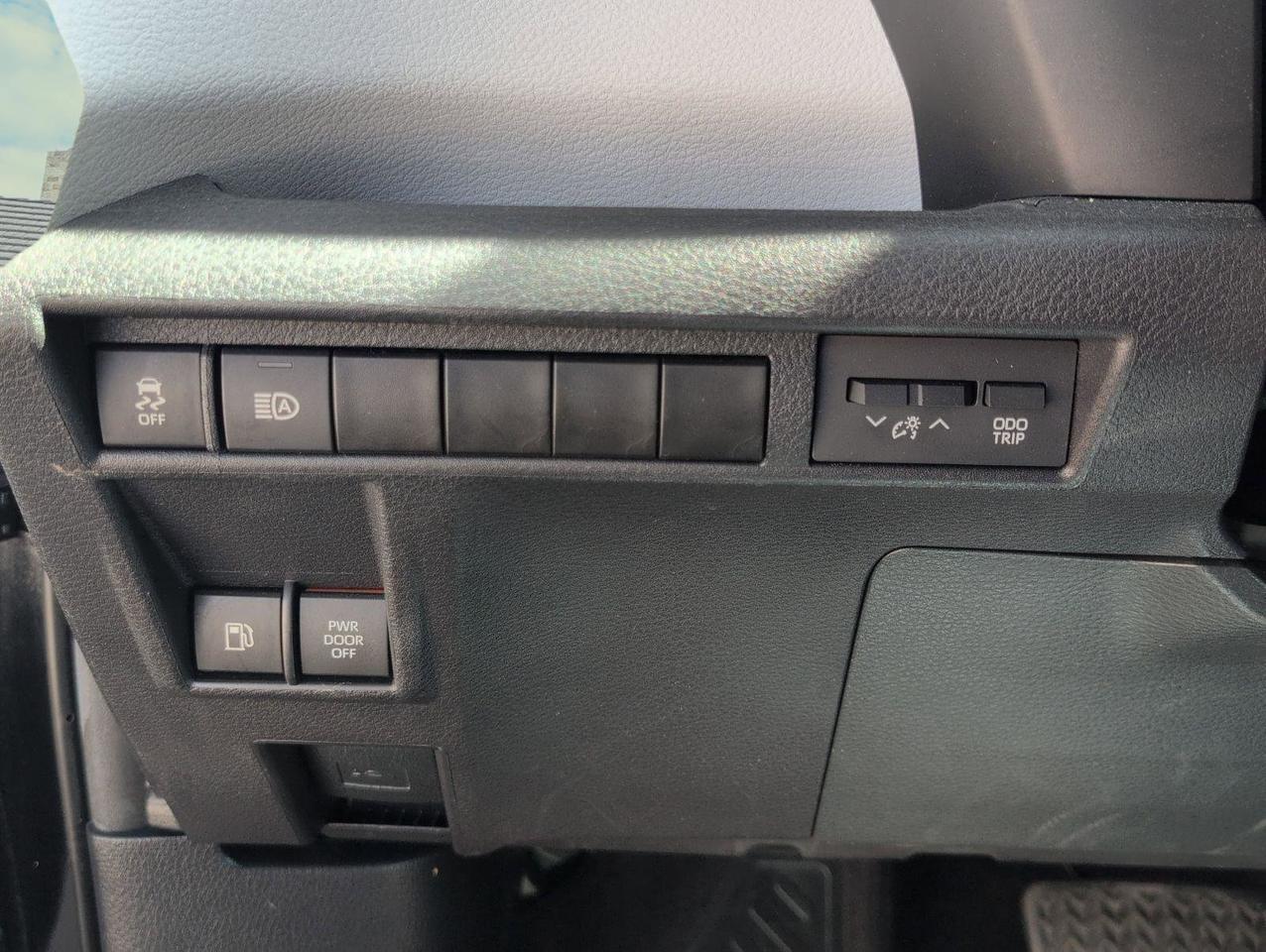 2025 Toyota Sienna LE San Antonio TX